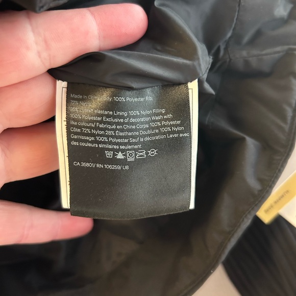 lululemon athletica Black Puffer Jacket - Picture 5 of 5